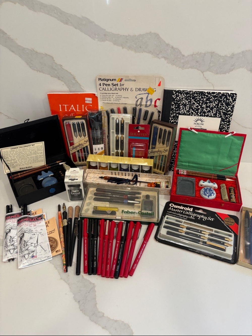 Assorted Calligraphy & Drawing Pen Set - Red and Black